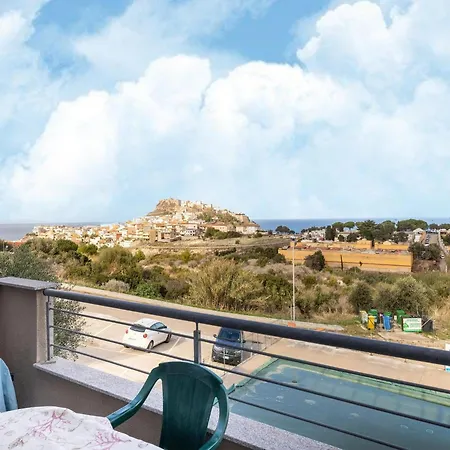 Apartment In With Pool