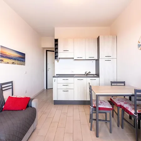 In With Pool Apartment