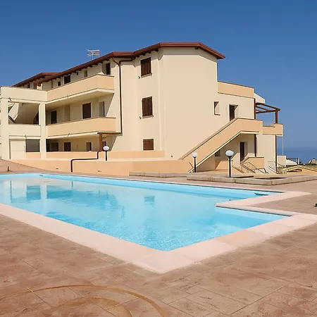 In With Pool Castelsardo